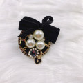 Vintage Pearl Brooch for Women Girl Coat Apparel Accessories Zircon Euro American Badge Fashion Jewelry Handmade Wholesale Gift